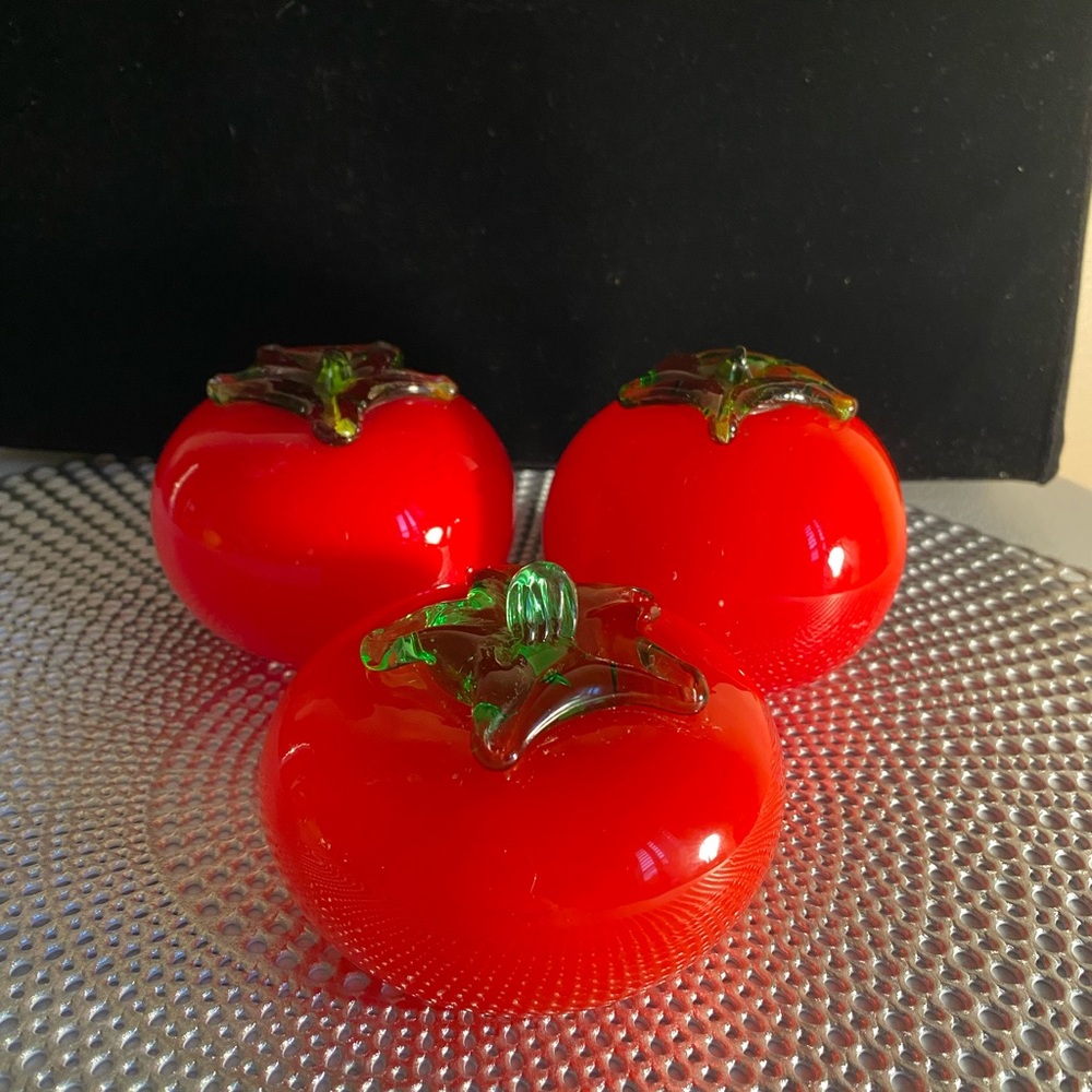 Three Tomato Vintage Murano Style Art Glass Hand Blown Vegetable Fruit Life Size